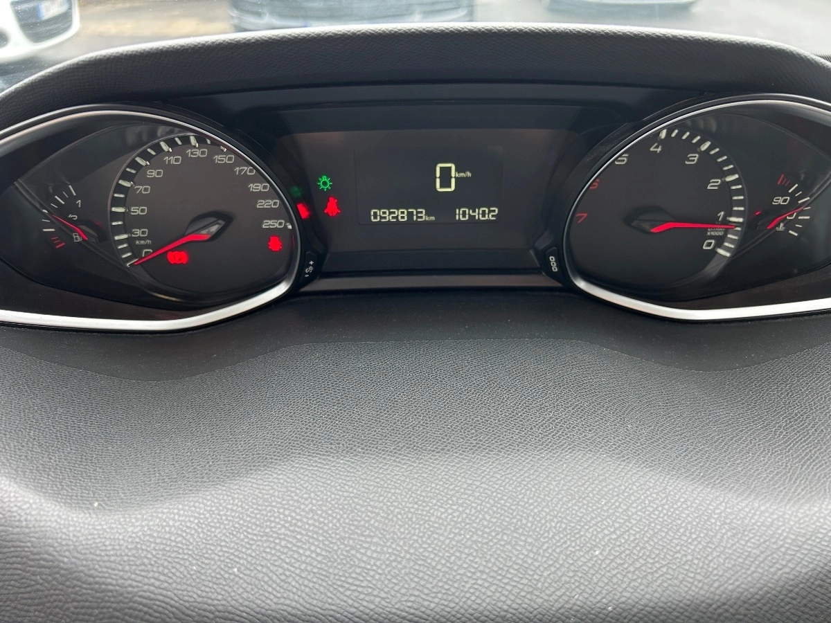 Peugeot 308 - photo 27