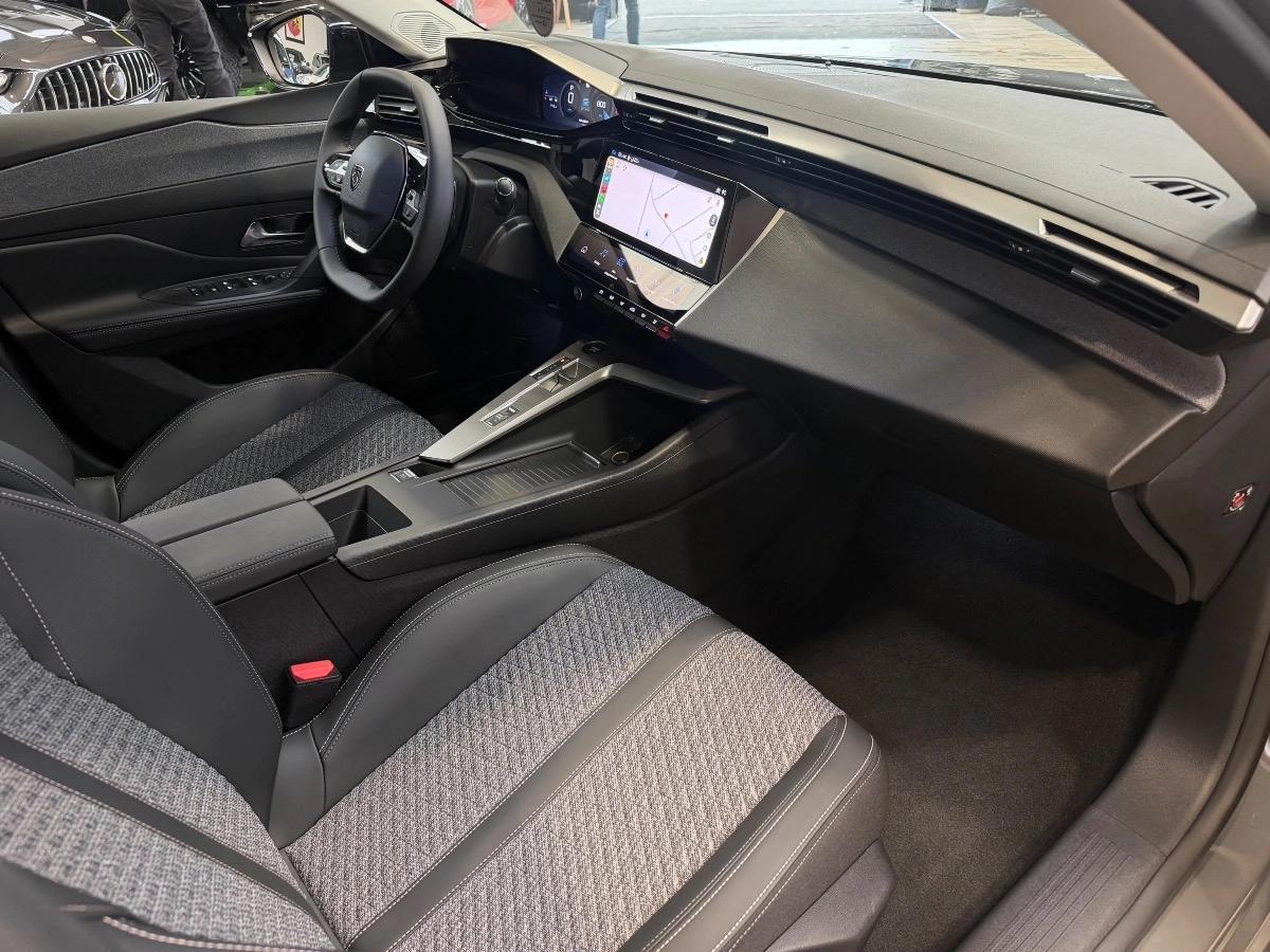 Peugeot 308 SW - BLUEHDi EAT8 S&S 130CH - FINITION ALLURE - TVA RECUPERABLE