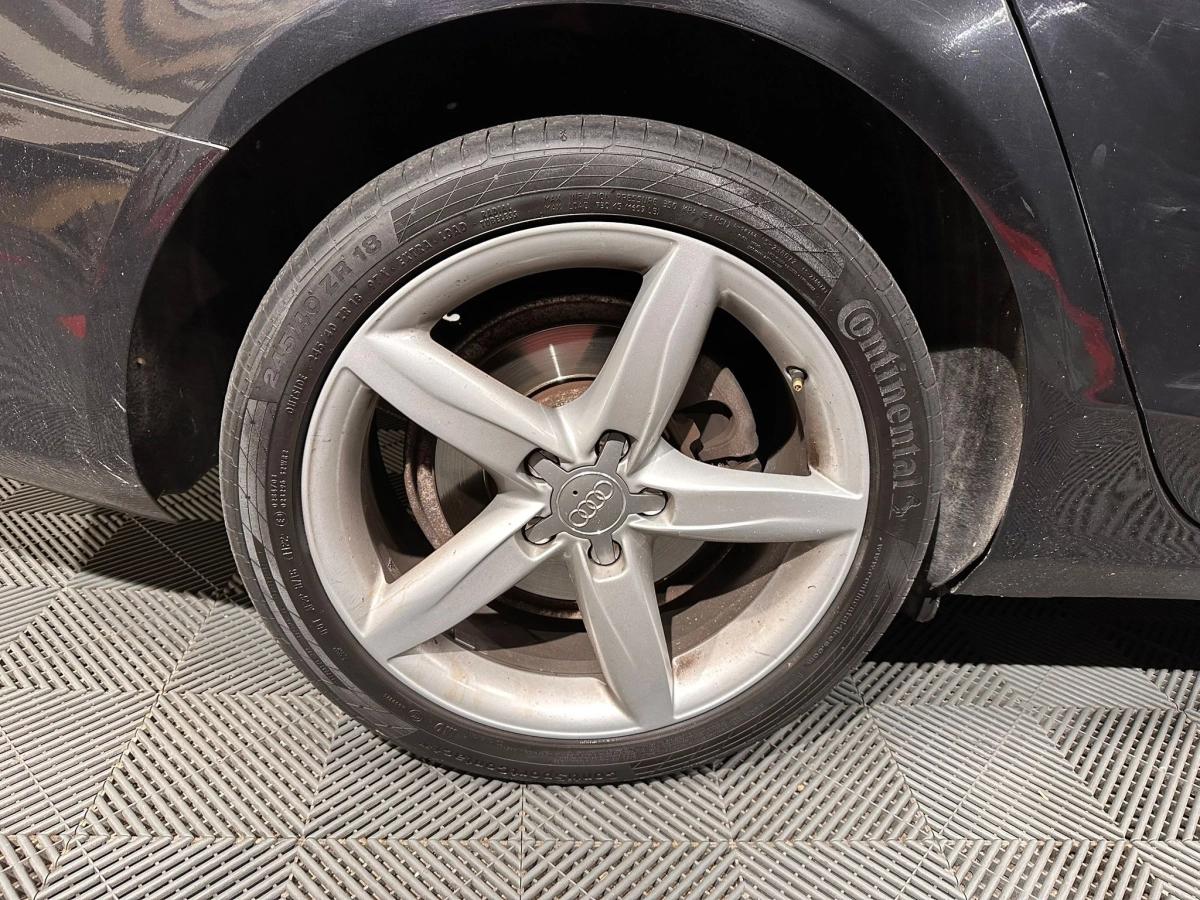 Aperçu indisponible de Audi A4