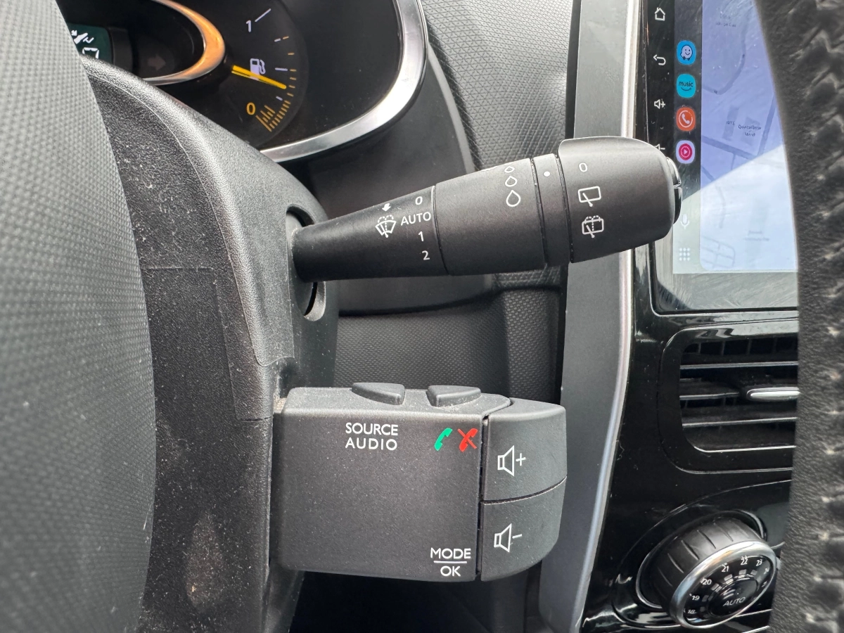 Renault Clio - photo 20