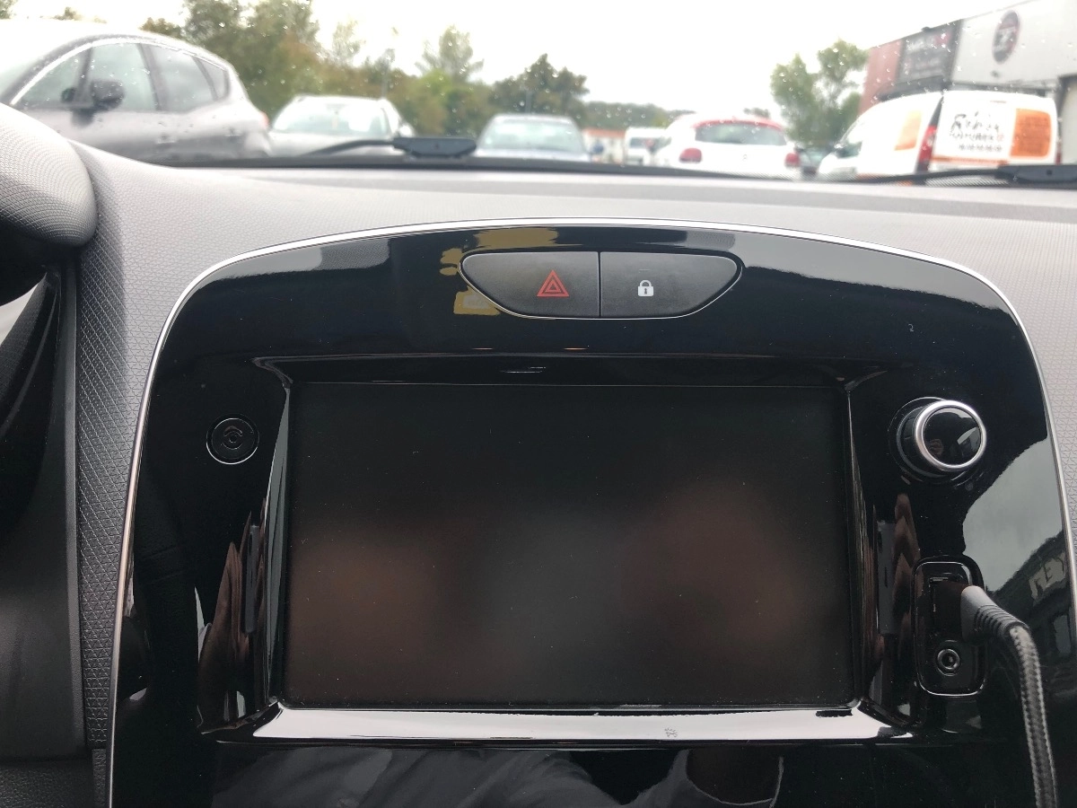 Renault Clio - photo 16