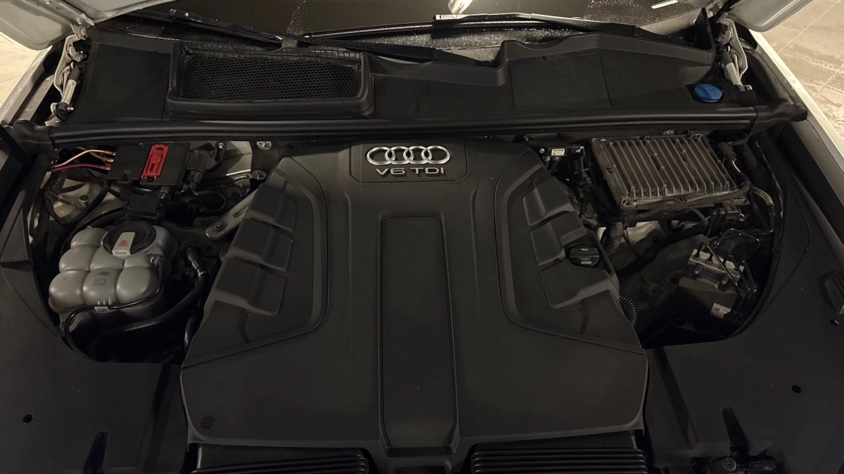 Audi Q7 - photo 31