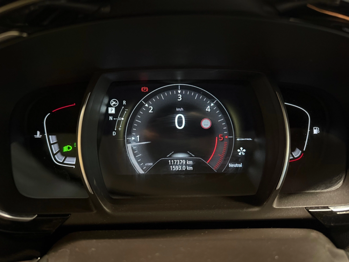 Renault Espace - photo 13