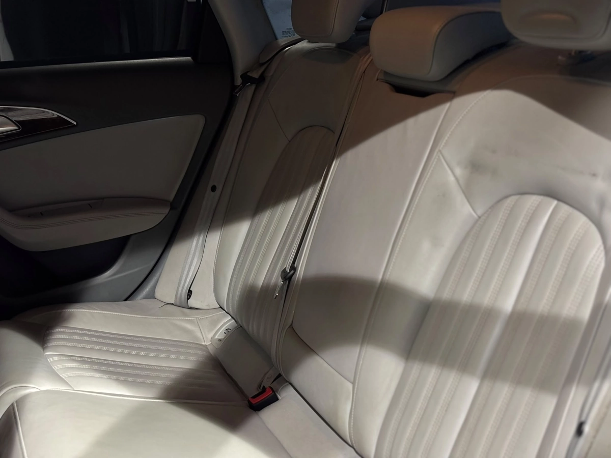 Audi A6 - photo 31