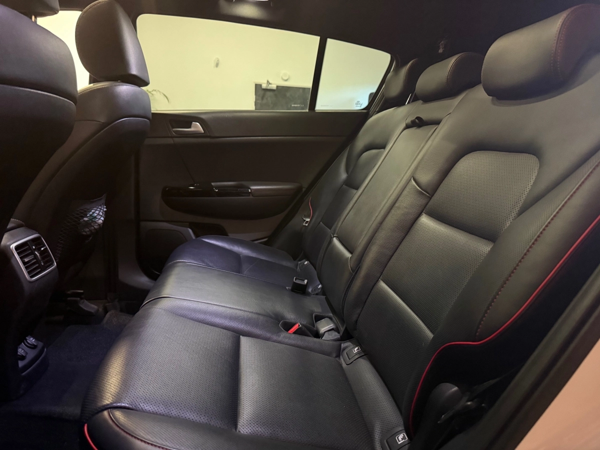 Kia Sportage - photo 18