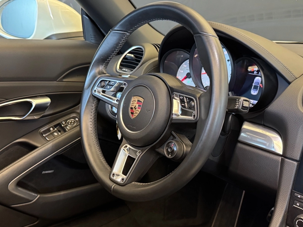 Porsche 718 Boxster - photo 15