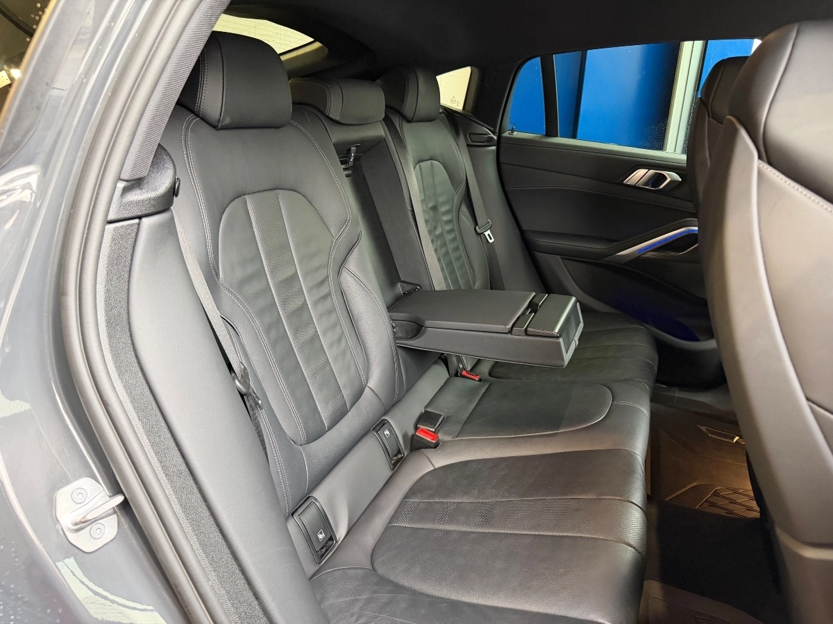 Bmw X6 - photo 12
