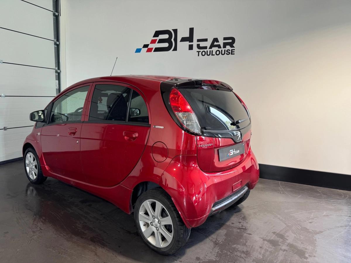 Aperçu indisponible de Peugeot iOn