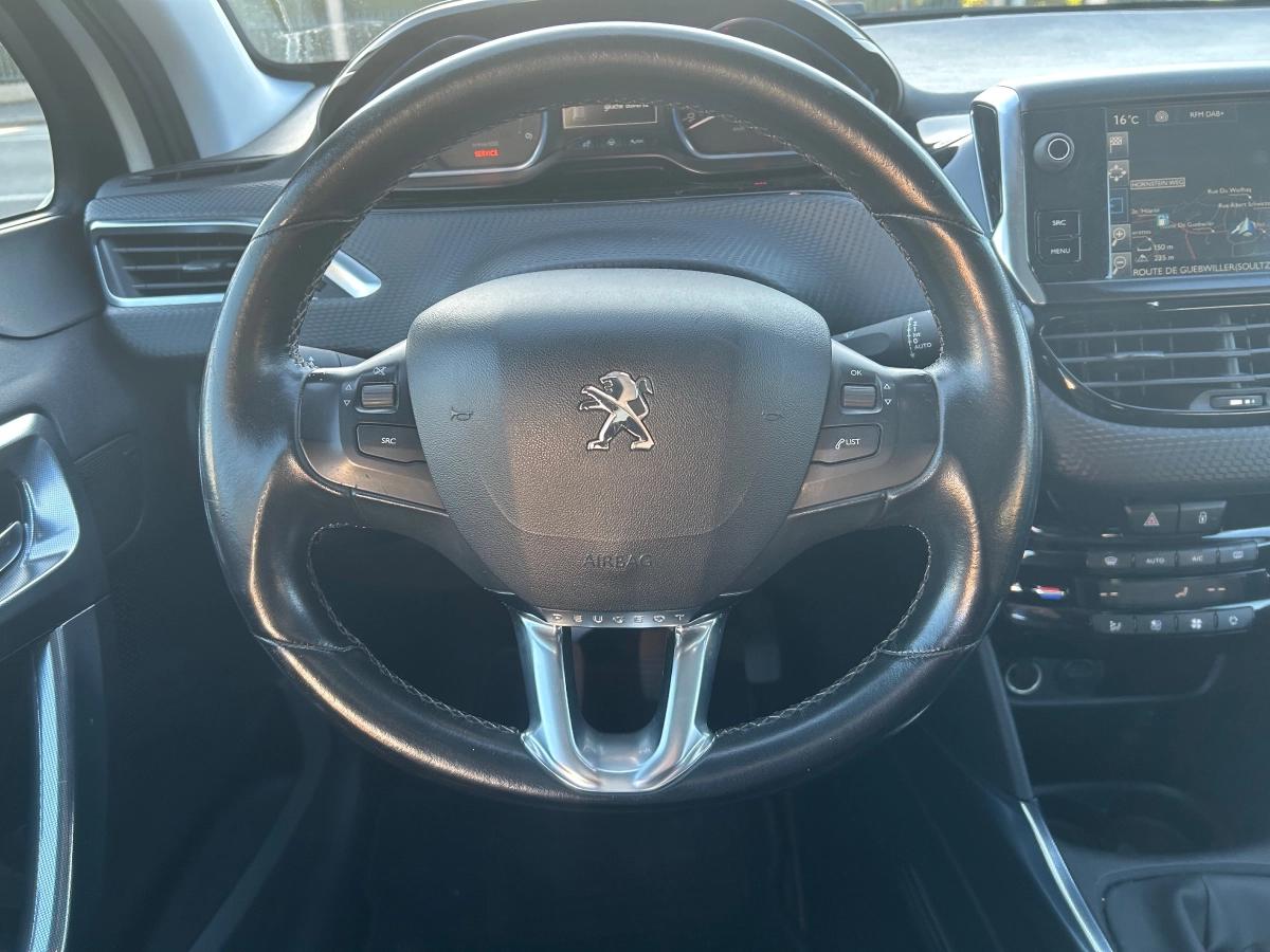 Peugeot 2008 GENERATION-I 1.6 BLUEHDI 120 GT LINE START-STOP