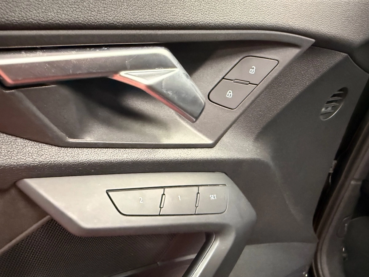 Audi S3 - photo 19