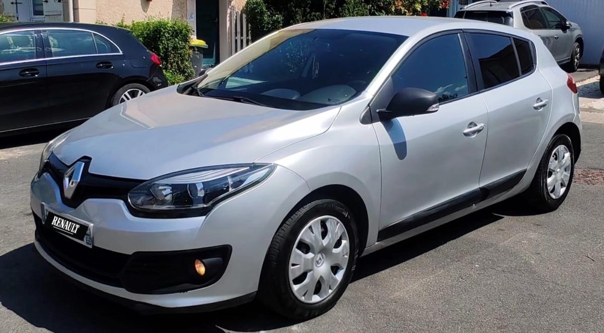 RENAULT Megane