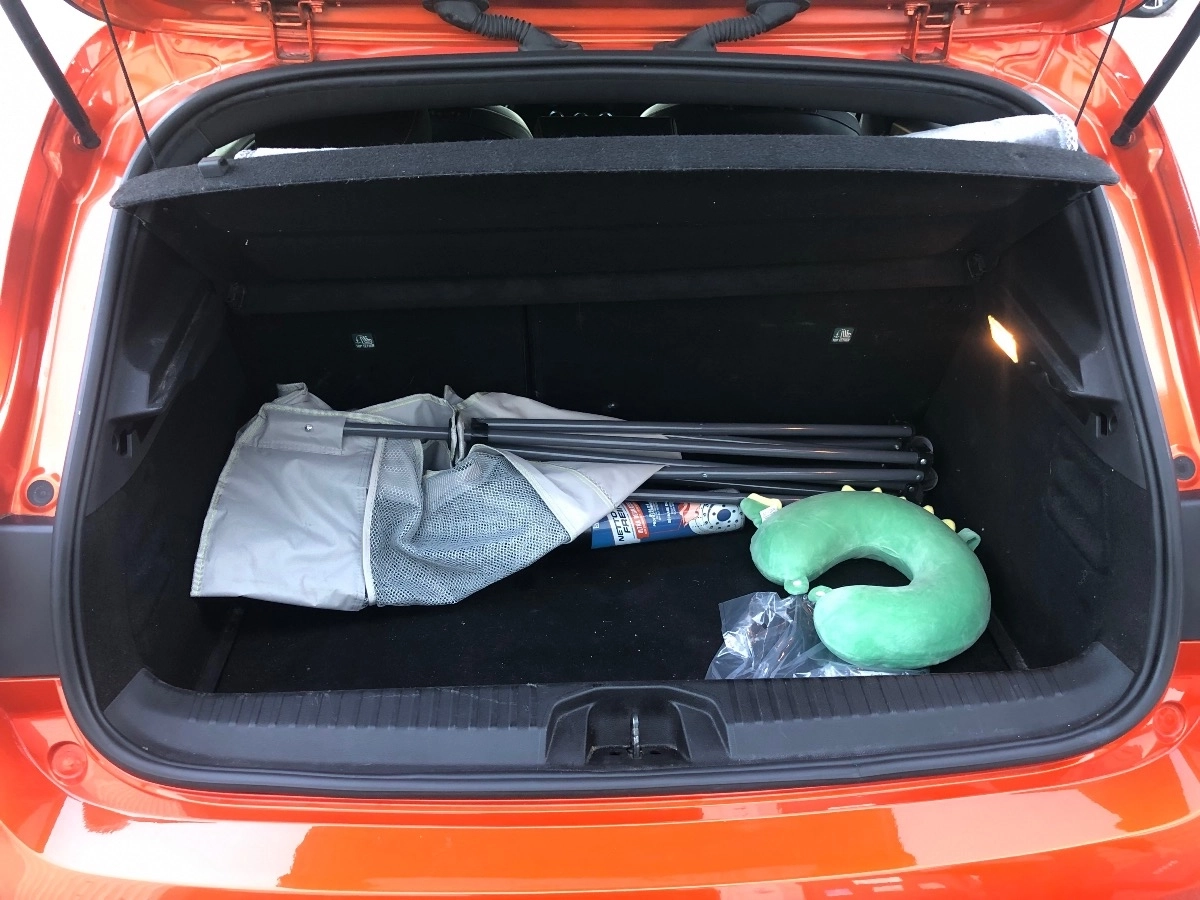 Renault Clio - photo 30