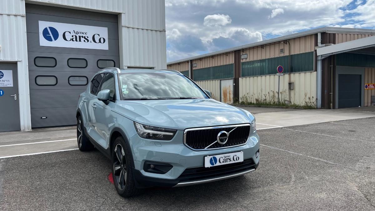 Volvo Xc40 2.0 D4 190 MOMENTUM AWD GEARTRONIC BVA