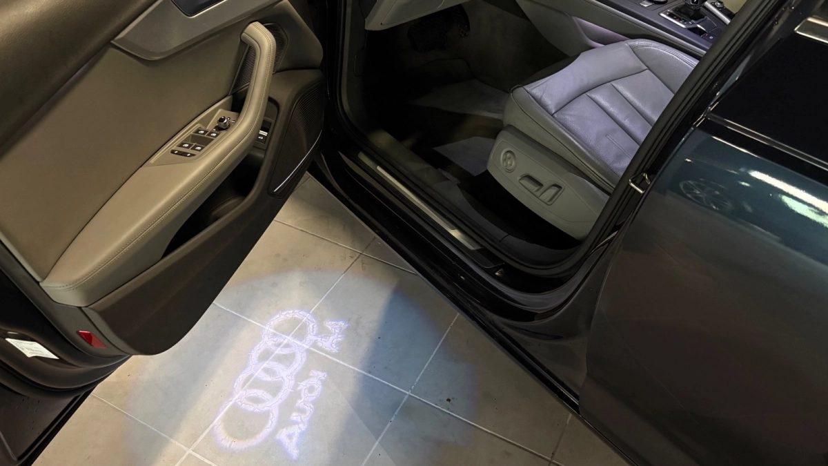 Audi A4 - photo 12
