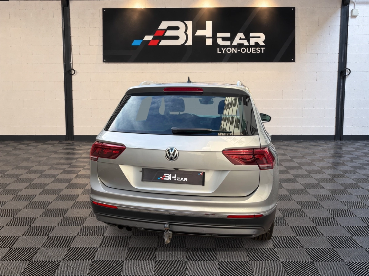 Volkswagen Tiguan - photo 6