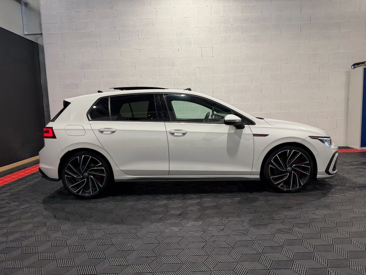 Volkswagen Golf - photo 2