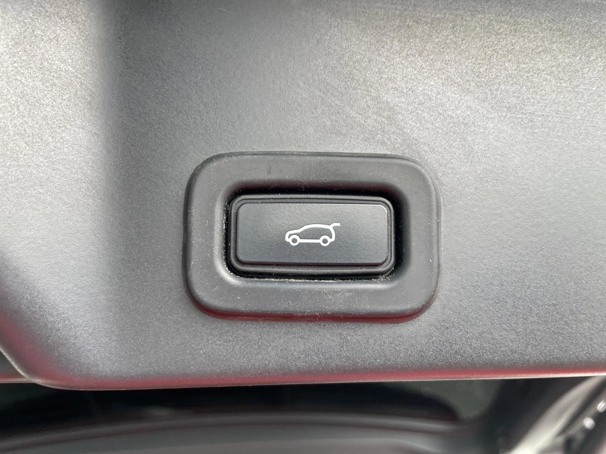 Land Rover Range Rover Evoque - photo 17