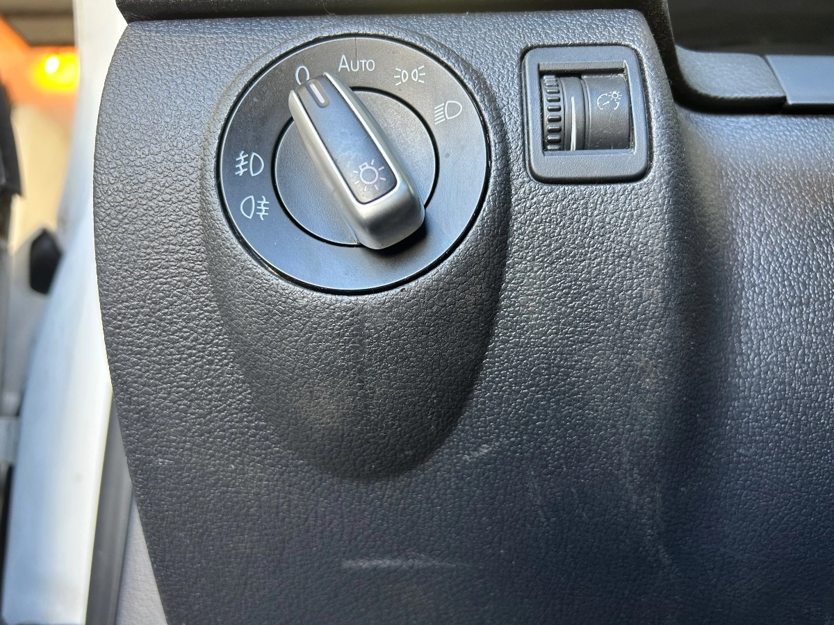 Volkswagen Tiguan - photo 26