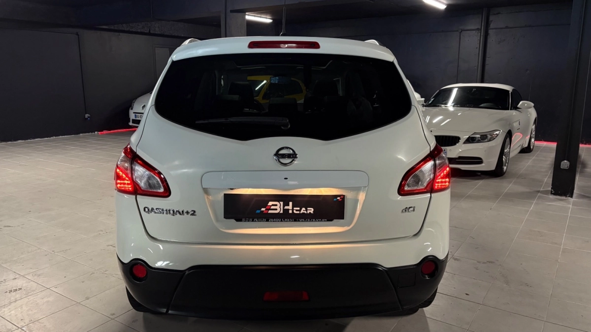Nissan Qashqai - photo 4