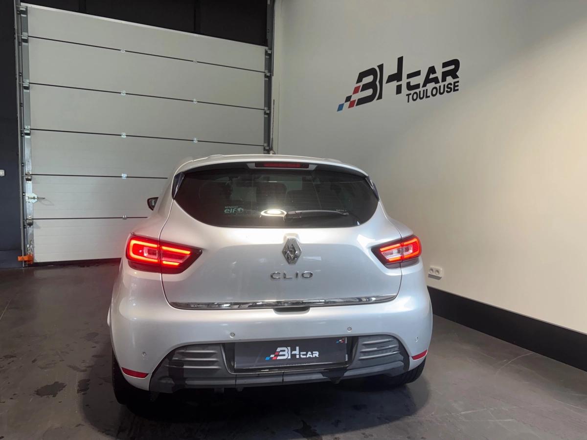 Aperçu indisponible de RENAULT Clio