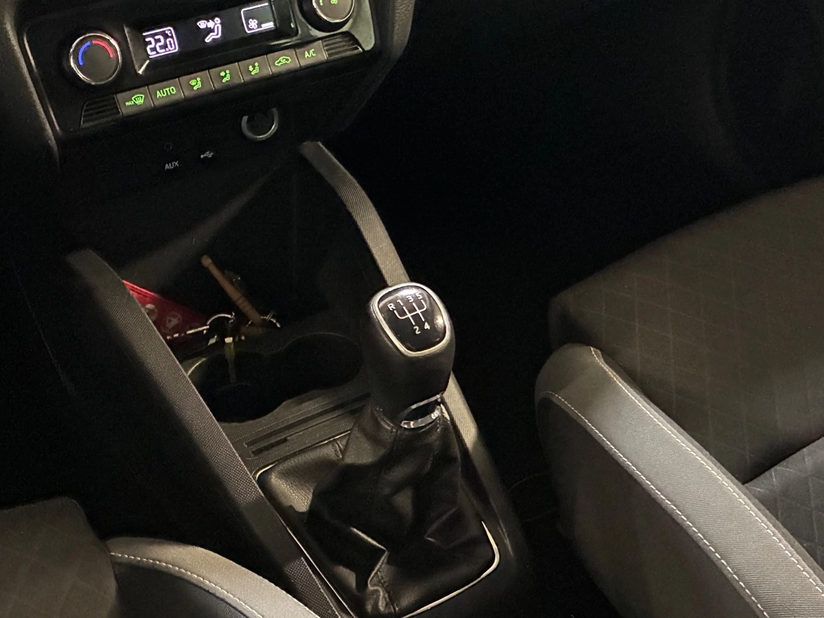 Skoda Fabia - photo 17
