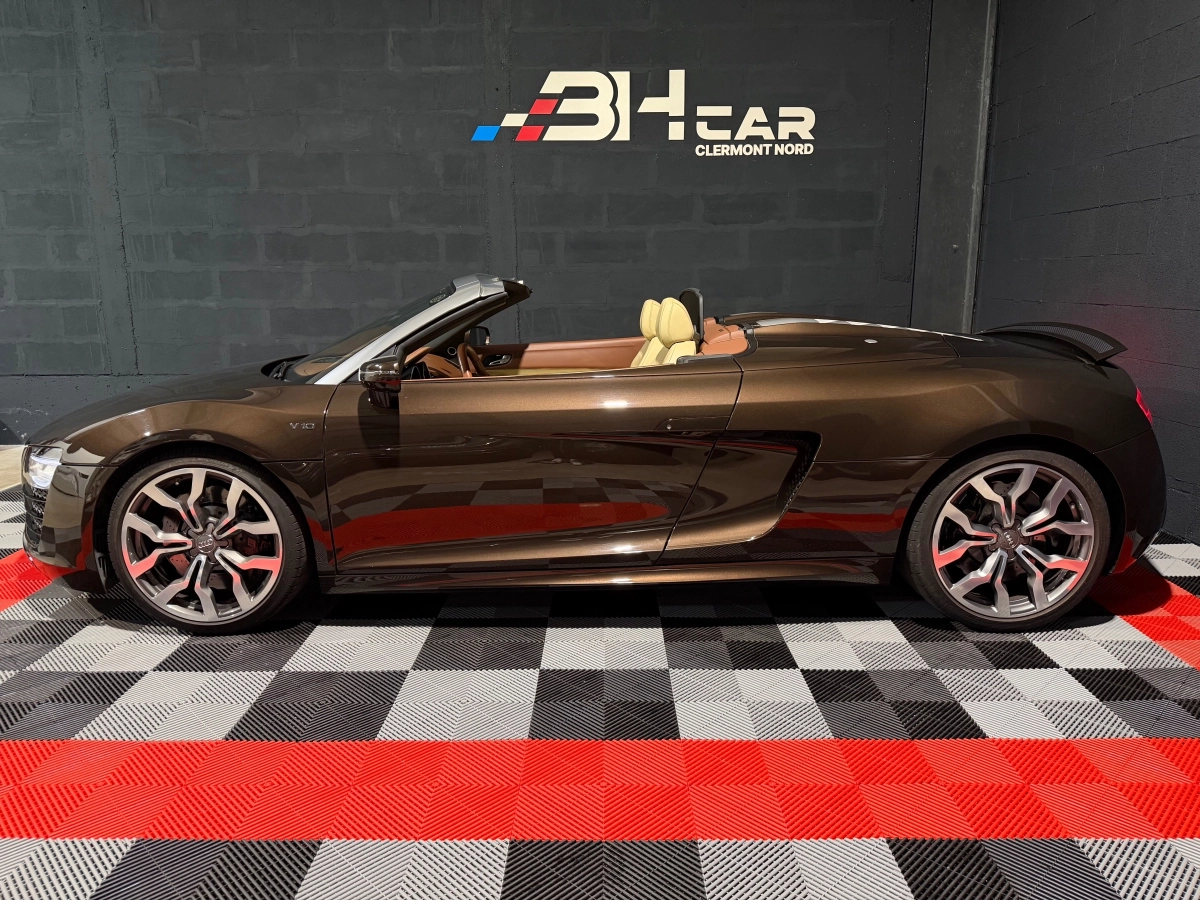 Audi R8 - photo 18