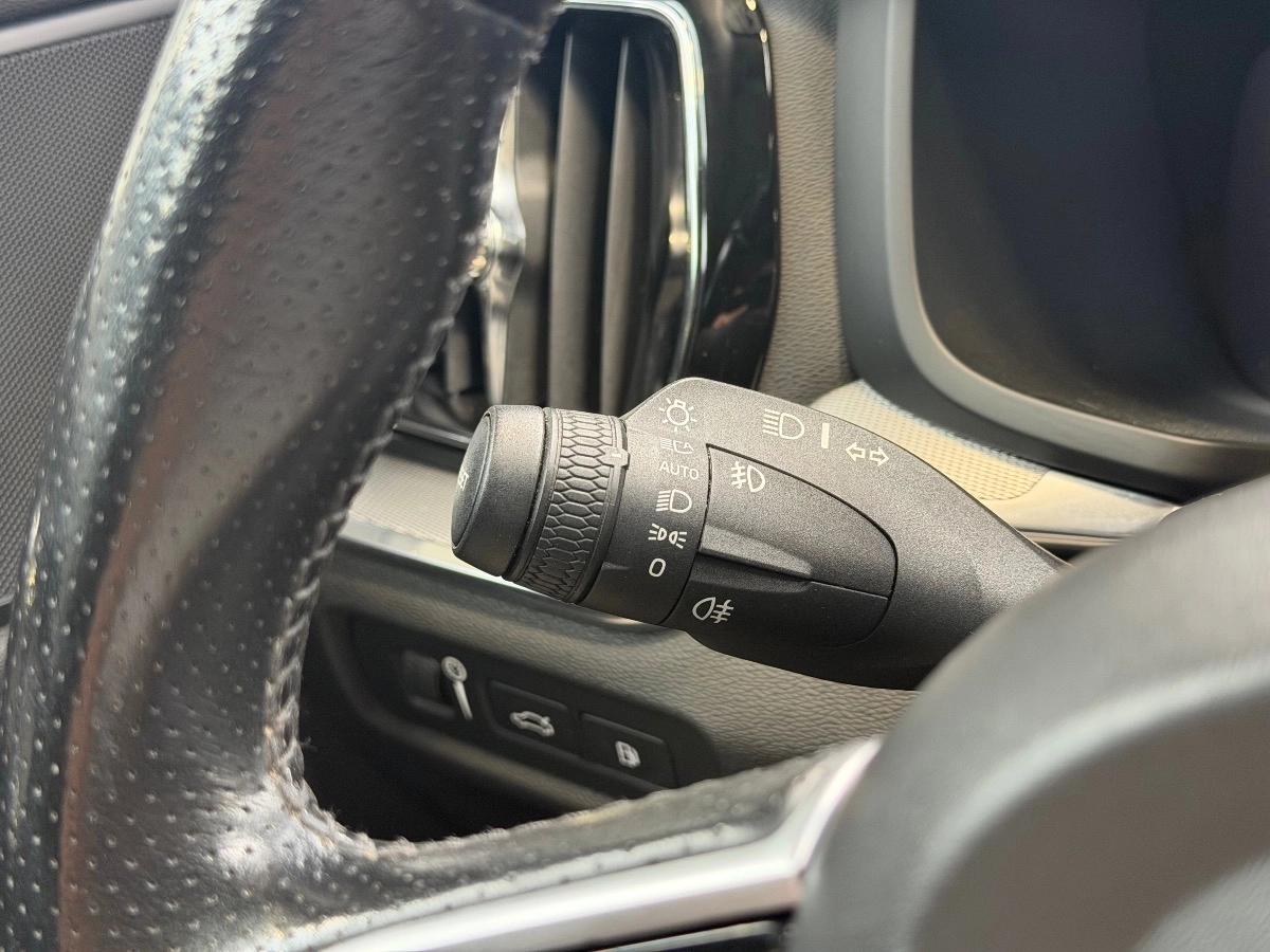 Volvo V60 II T8 390 Twin Engine Inscription Luxe Geartronic 8 Options++
