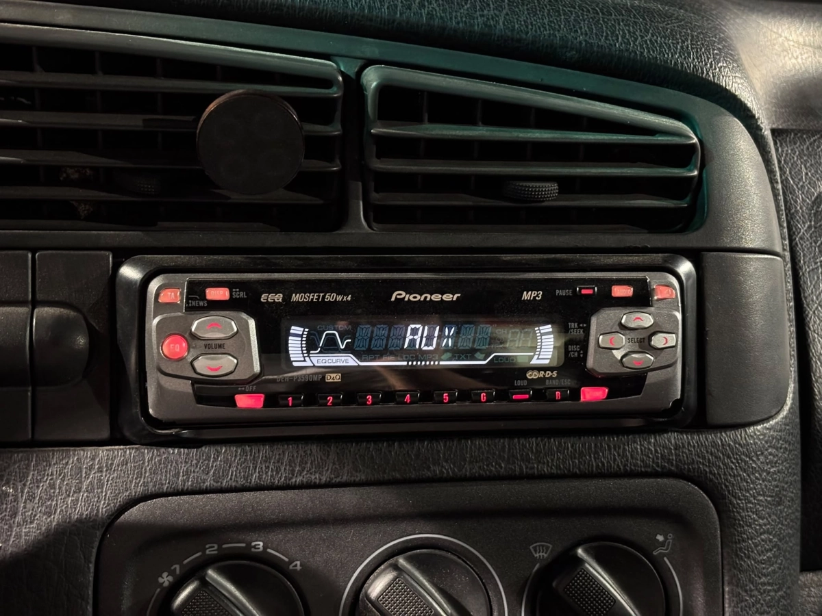 Volkswagen Golf - photo 19