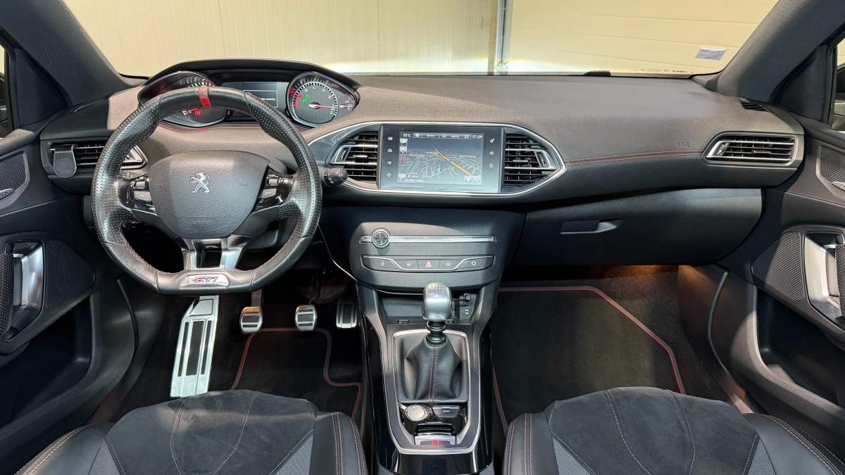Peugeot 308 - photo 6