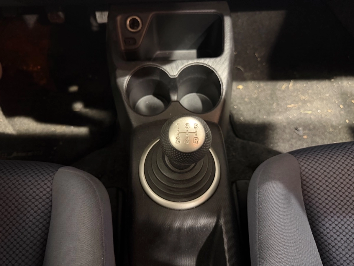 Honda Jazz - photo 16