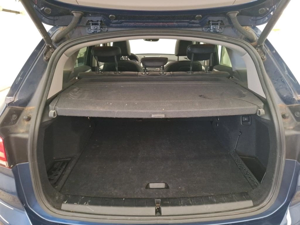 Bmw X1 - photo 12