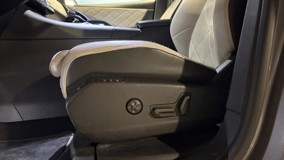 Ds Automobiles Ds 7 Crossback E-tense - photo 27