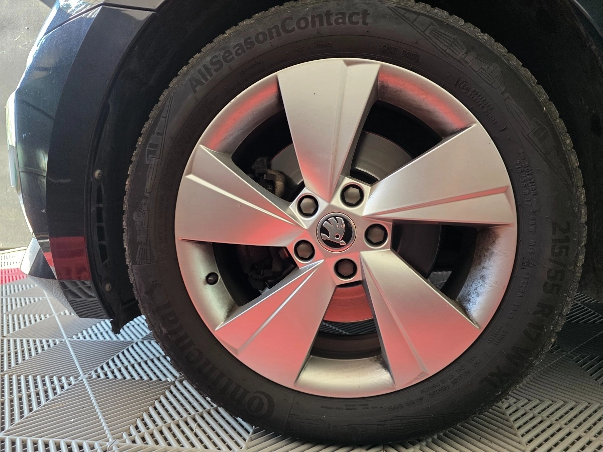 Skoda Superb - photo 27