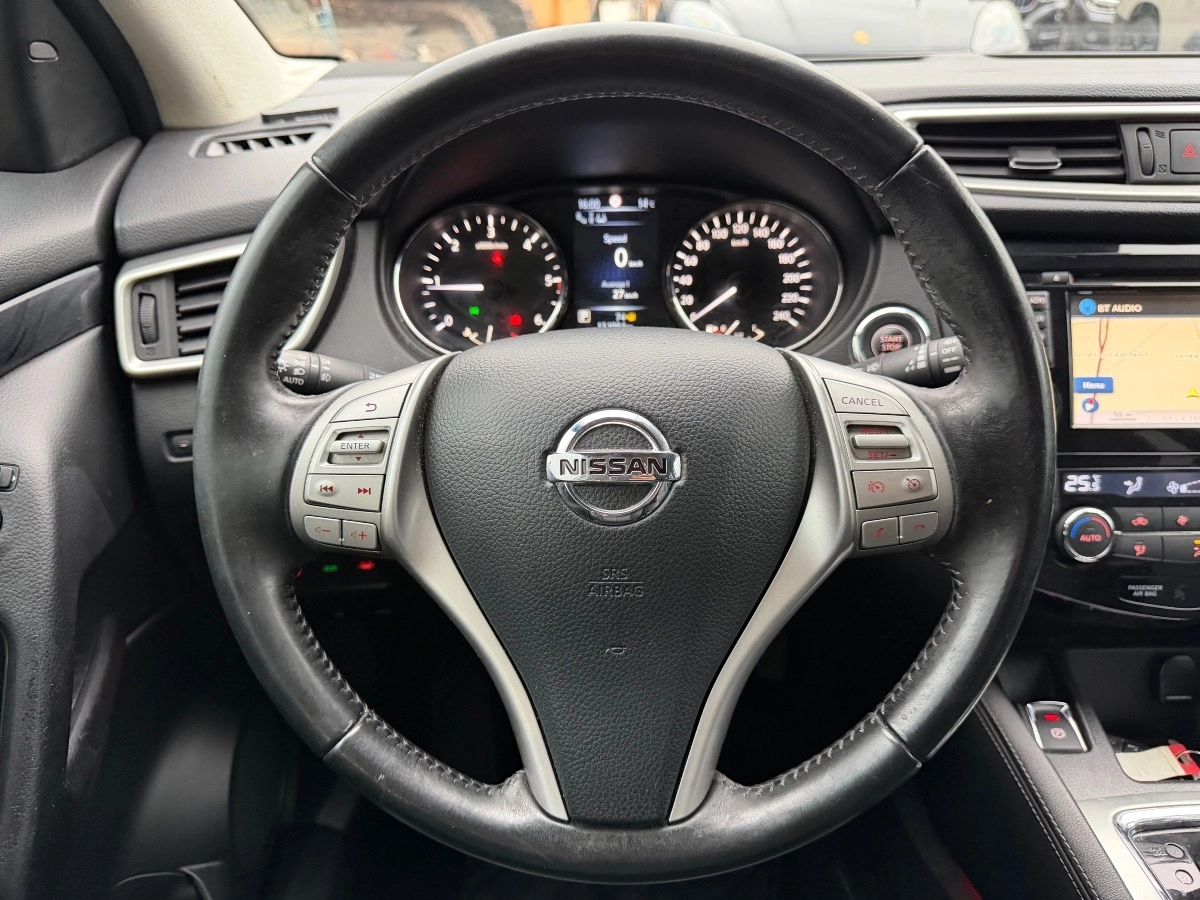 Nissan Qashqai - photo 14