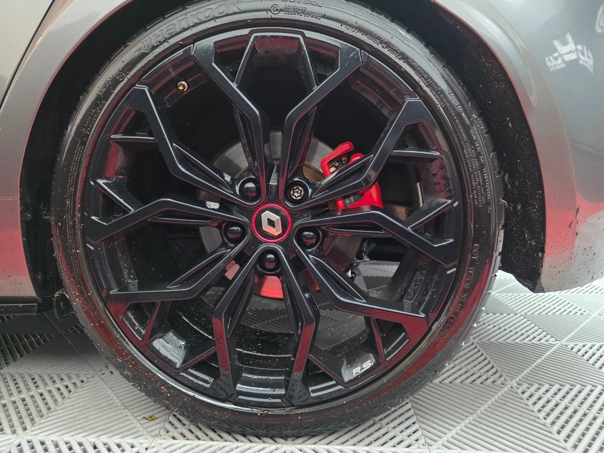 Renault Megane - photo 21