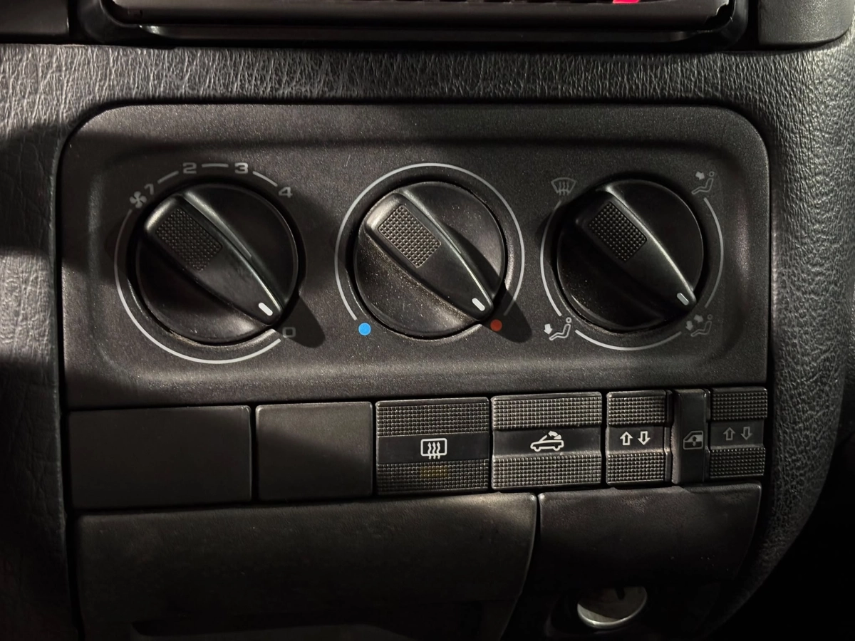Volkswagen Golf - photo 20