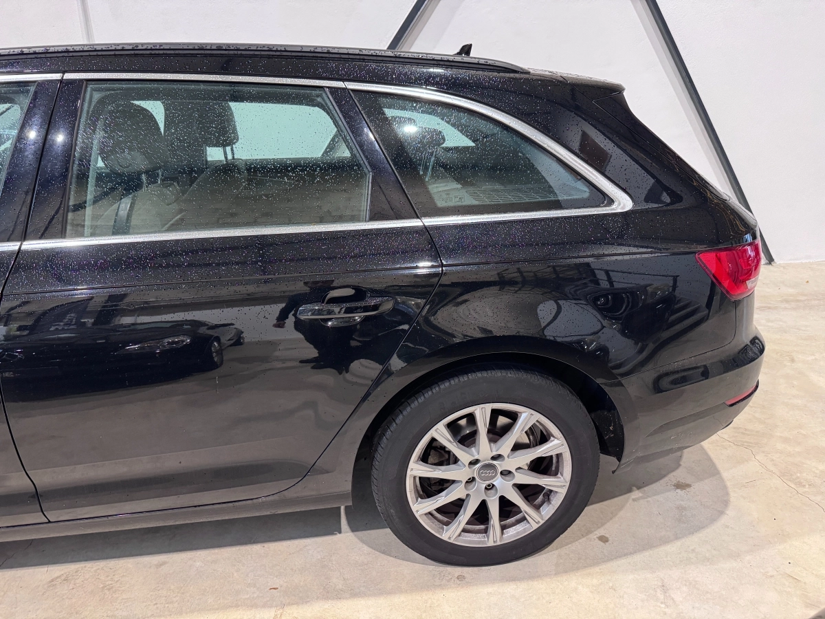 Audi A4 - photo 8