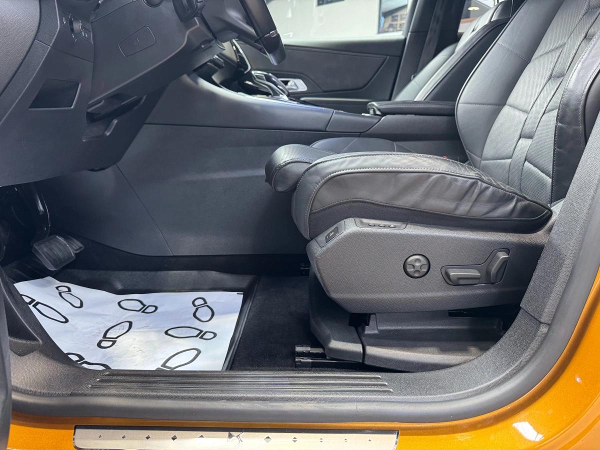 Ds Automobiles Ds 7 Crossback 1.5 BLUEHDI 130 EXECUTIVE