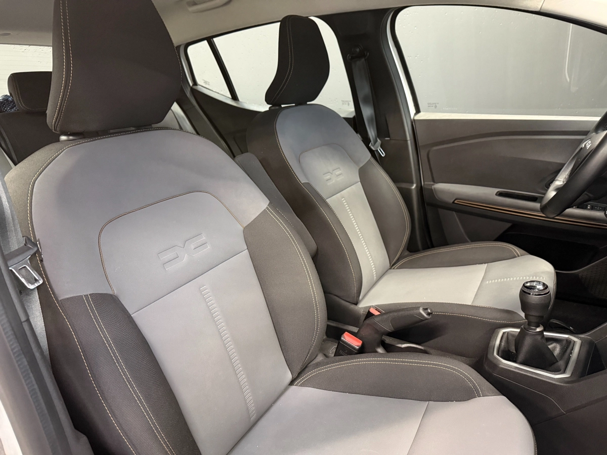 Dacia Sandero - photo 9