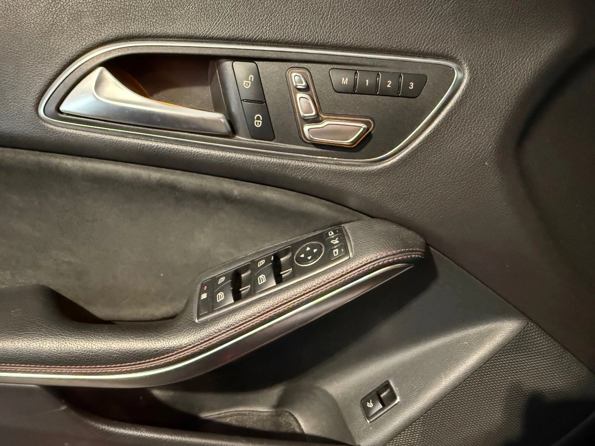 Mercedes Classe Cla - photo 31
