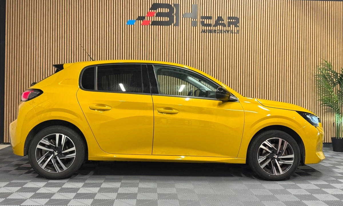 Peugeot 208 - photo 4