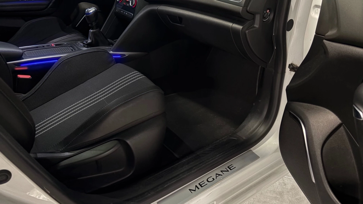 Renault Megane - photo 29