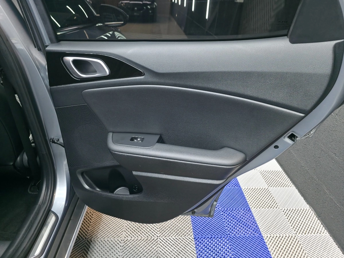 Kia Xceed - photo 29