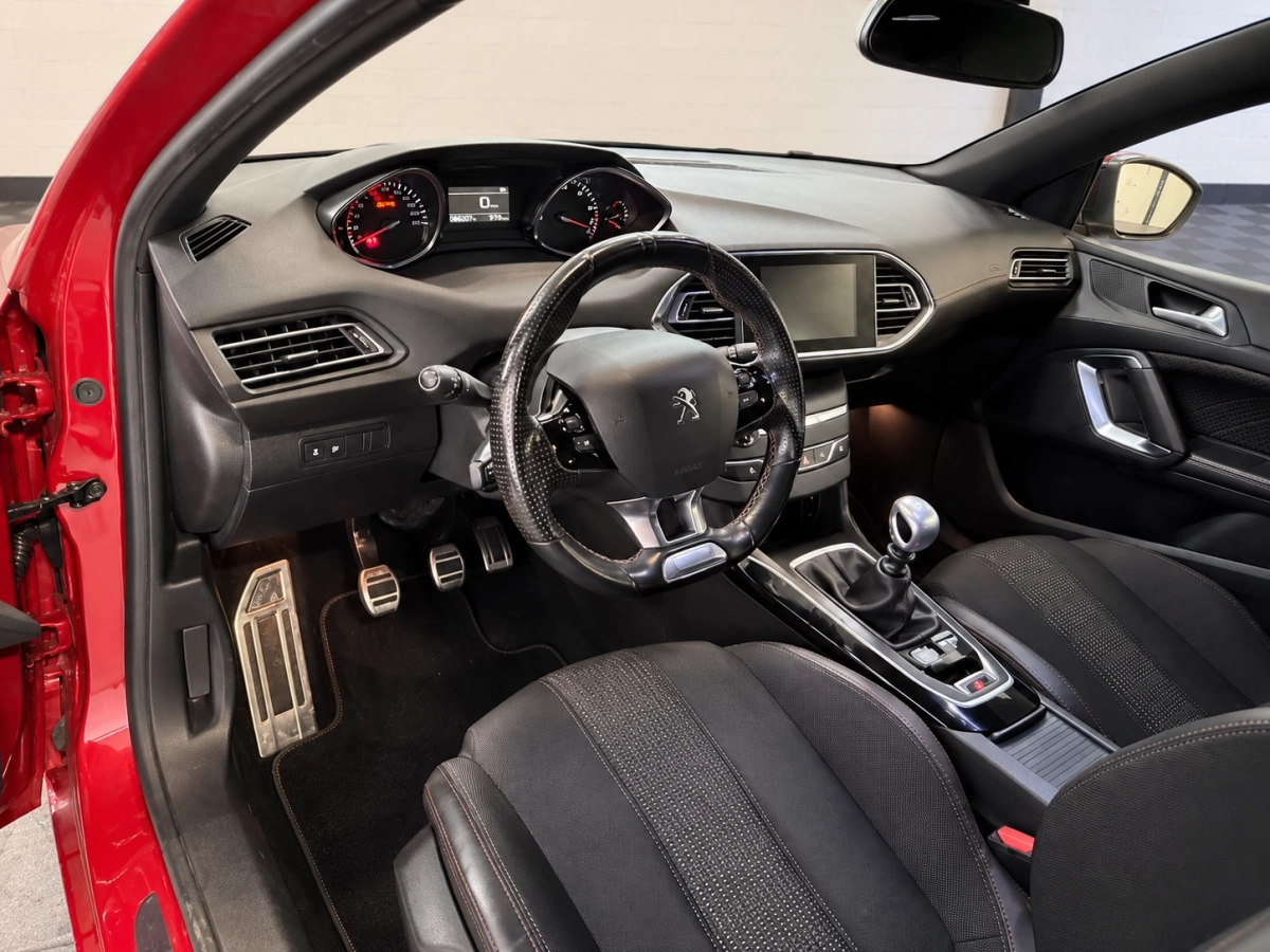 Peugeot 308 - photo 10