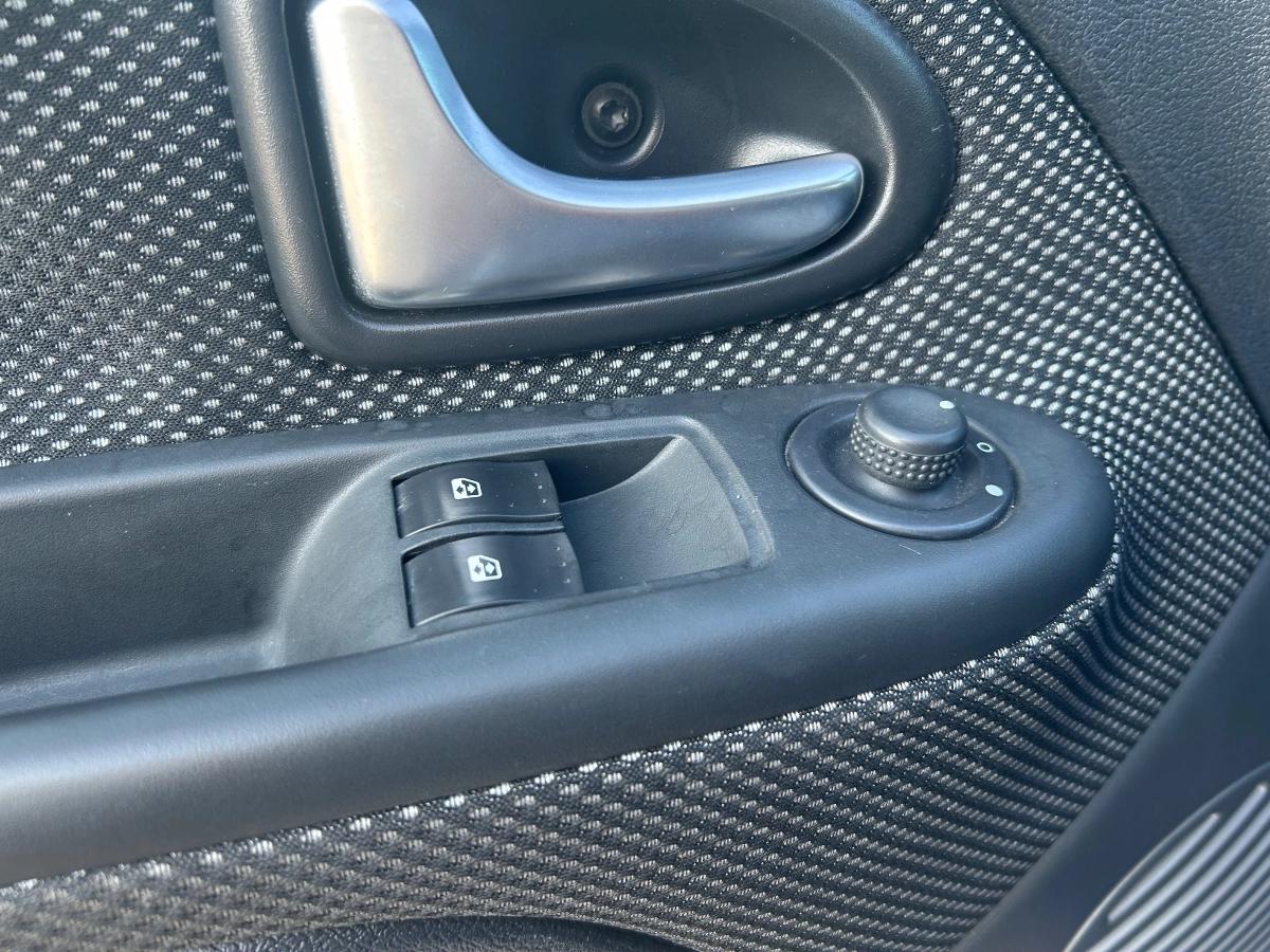 Renault Clio CAMPUS 1.2 75