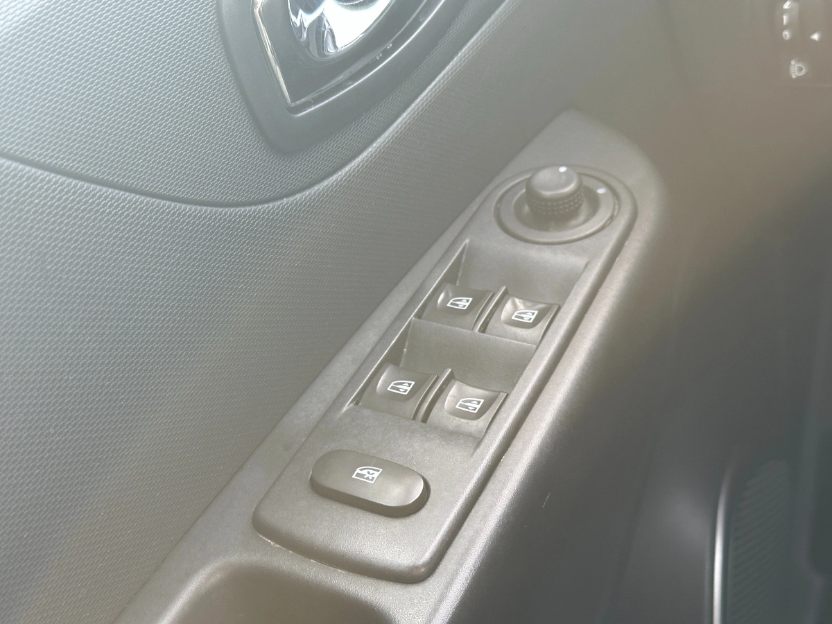 Renault Captur - photo 22