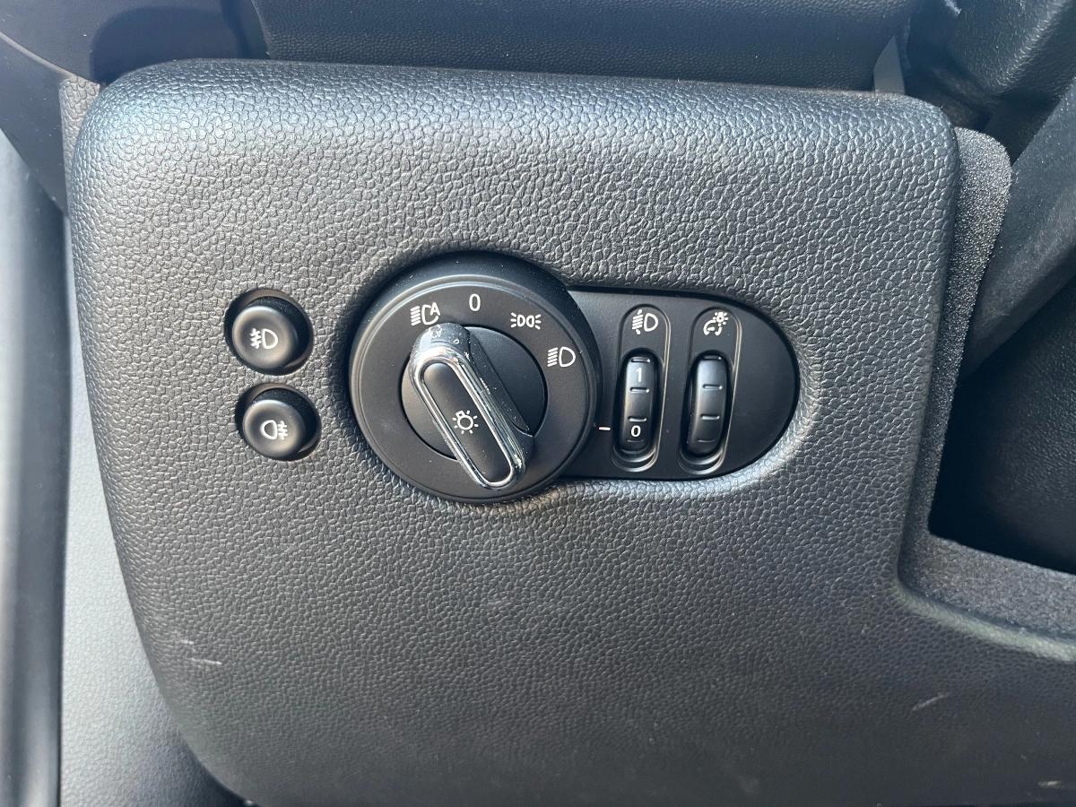Mini Mini 1.5 D 115 COOPER PACK CHILI