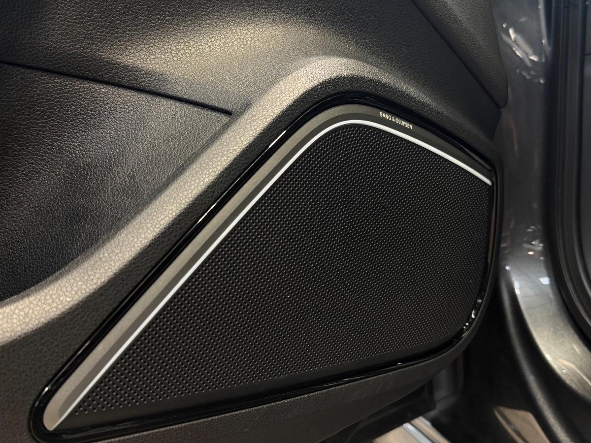 AUDI RS3 SPORTBACK 2.5 TFSi QUATTRO S-TRONIC7 367CH - FULL OPTIONS - ENTRETIENS CONSTRUCTEUR