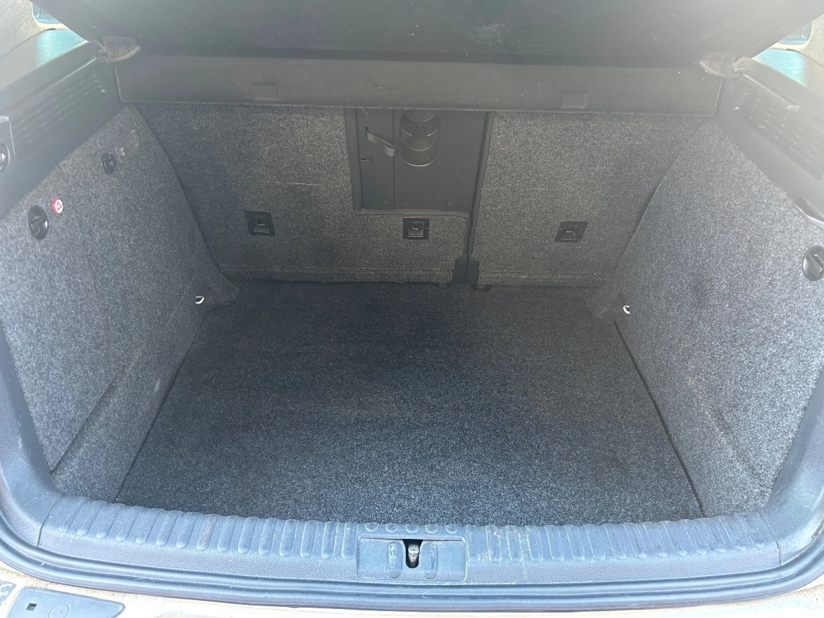 Volkswagen Tiguan - photo 9