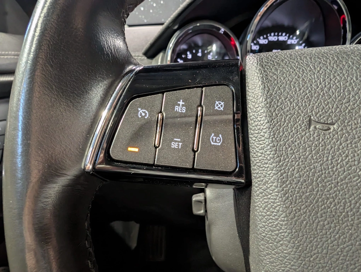CADILLAC CTS V - photo 12